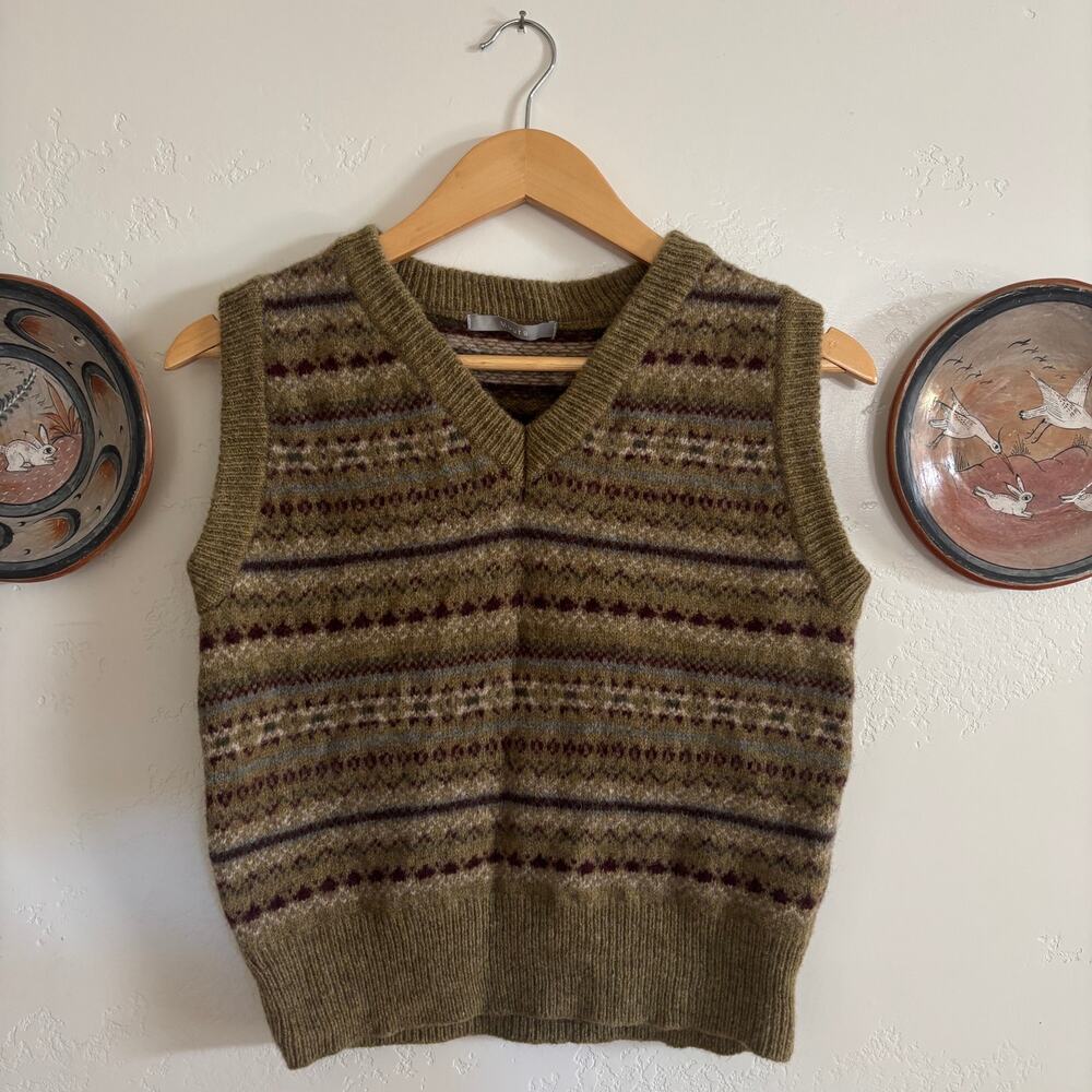 Muura 100% Shetland Wool Sweater Vest